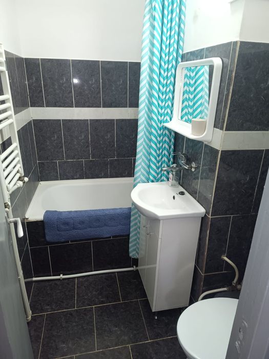Vând apartament 2 camere, decomandat, cf 1,  mobilat, confort  1, decomandat