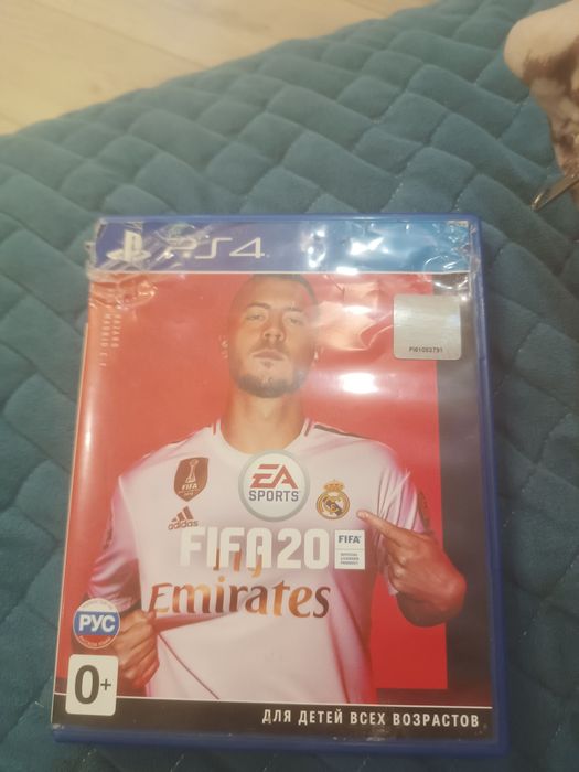 Диск FIFA 20 PS4 / ПС4 (Русская версия)