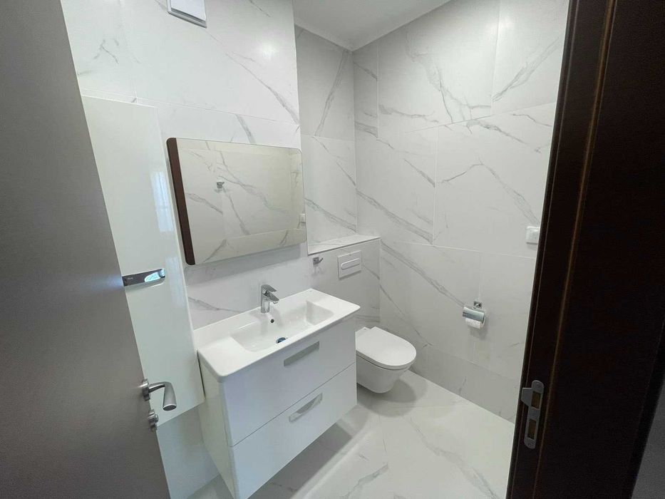 Дава се под наем Тристаен апартамент в Бургас, Славейков - 120 кв.м за 950 € - Снимка #6