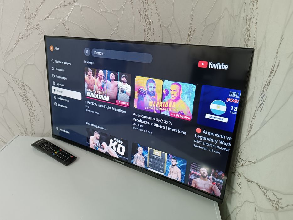 Телевизор Leadbros Smart TV.
