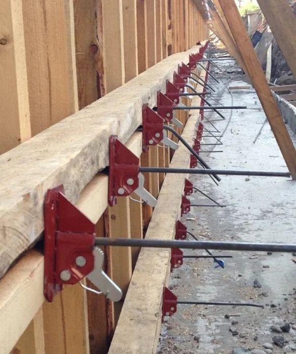 Сдаю опалубку для фундамента