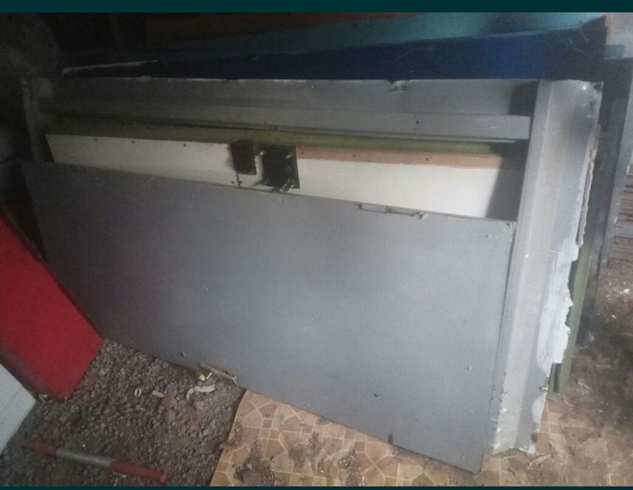 Прием железный двери