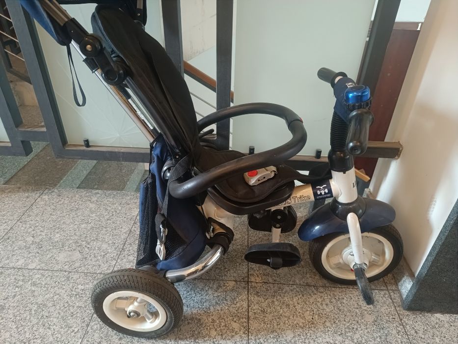 Триколка Lexus Trike T300
