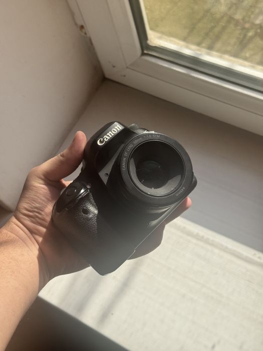 Продам Canon 80D (Читайте описание)