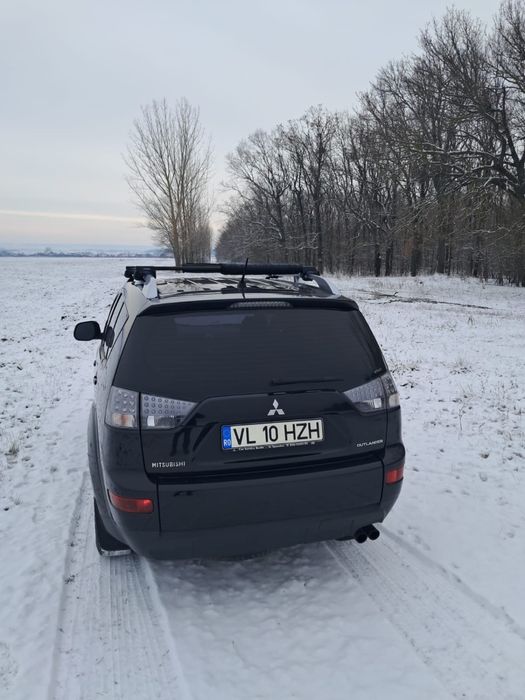 Mitsubishi Outlender