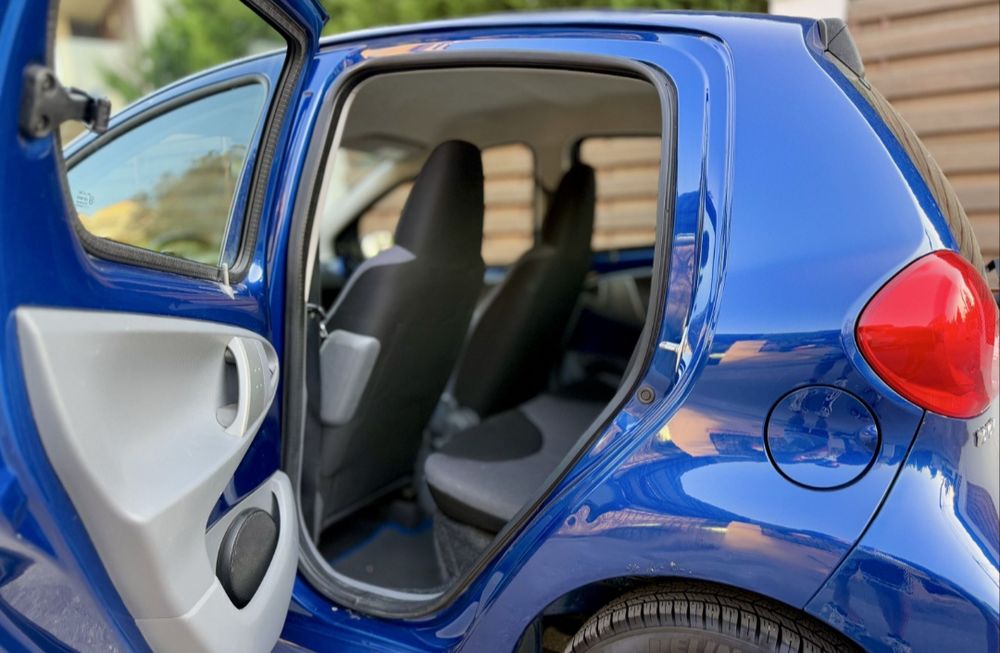 Inchiriez mașină delivery GLOVO WOLT Bolt food