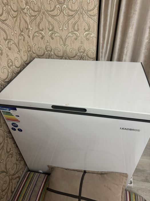 Продам морозильник 217 литров