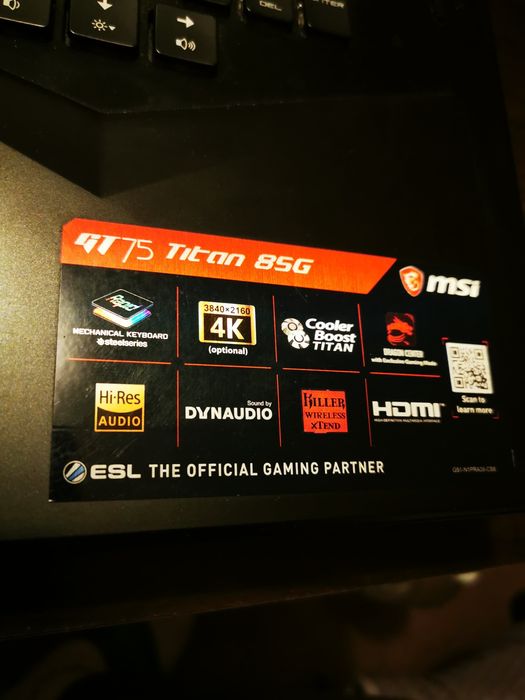 Laptop gaming MSI titan