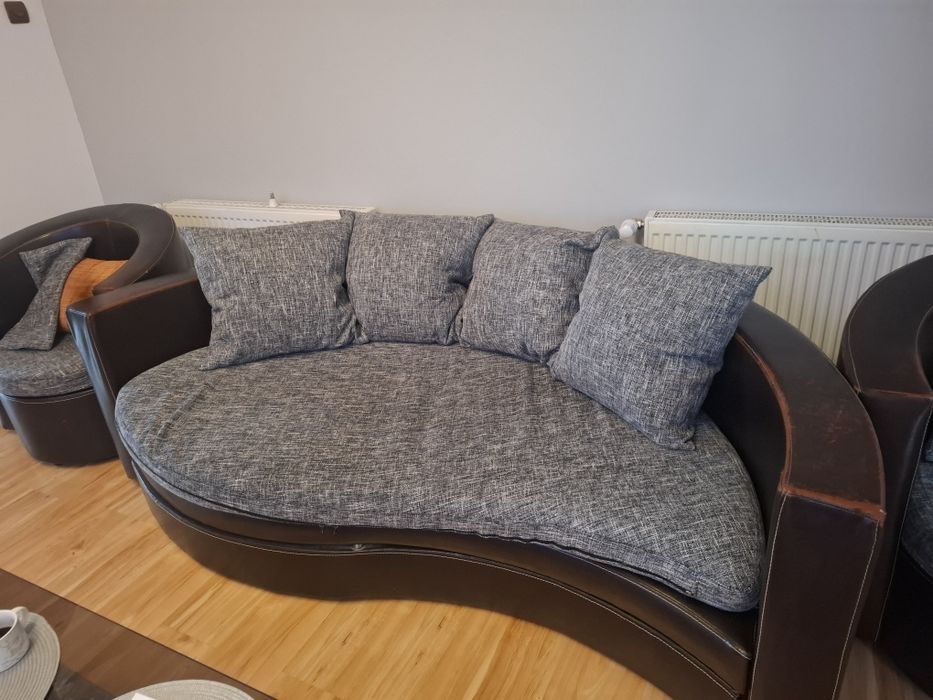Vand canapea extensibila piele