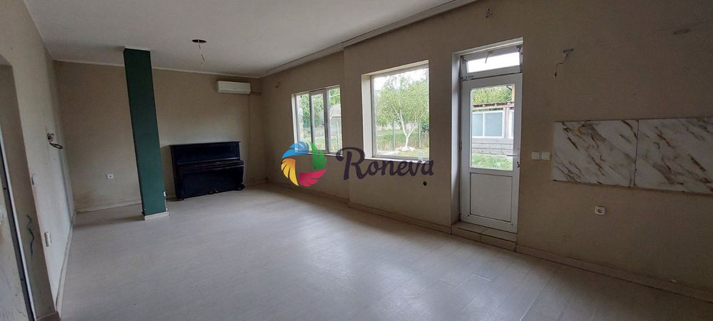 Продава се Къща в Девня - 150 кв.м за 400 €/кв.м - Снимка #3