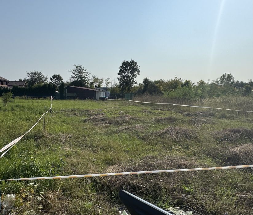 Teren intravilan linistit langa padure bucov mica roma