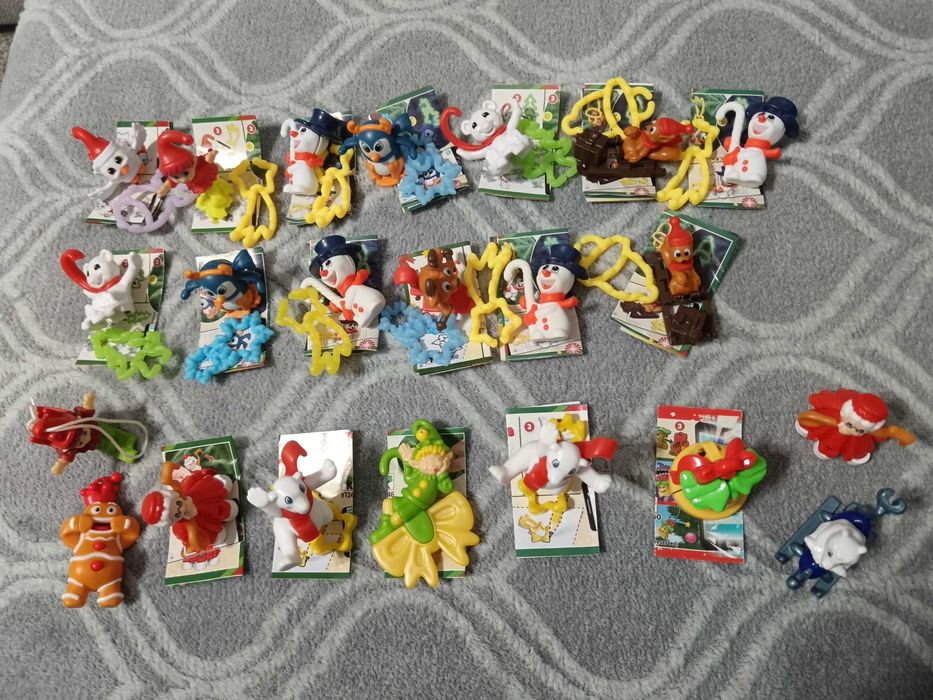 Jucării kinder diferite