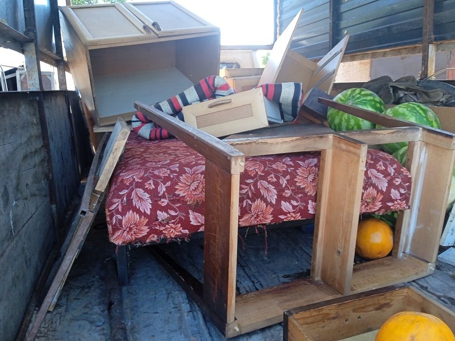Продам диваны матрацы дрова