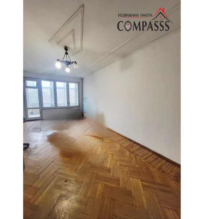 гр. Добрич, ЦЕНТЪР- училище Славейков, 3-ен апартамент 122000евро!