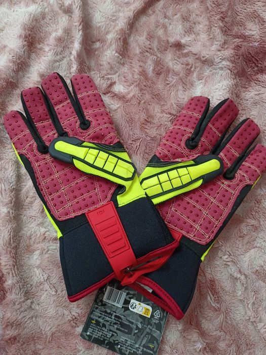 Перчатки защитные