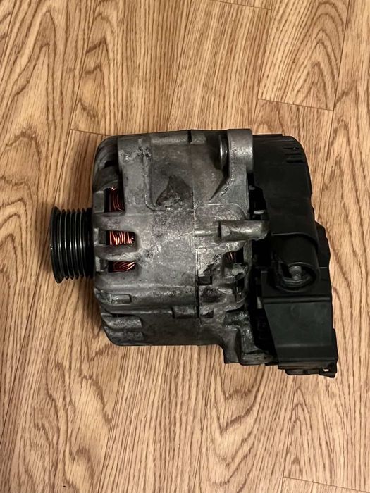 Динамо Ситроен DS4 1,6 Ehdi Старт стоп система