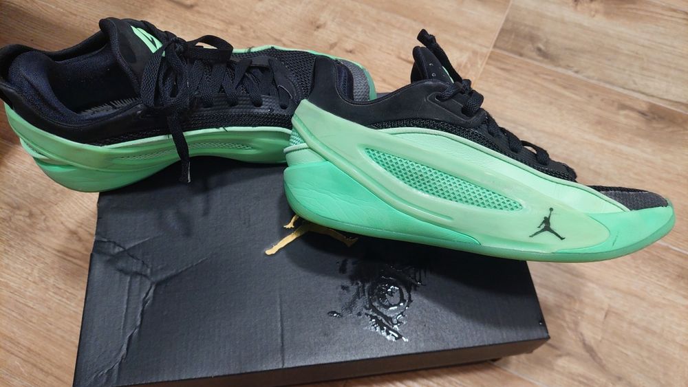 NIKE Jordan Luka 5