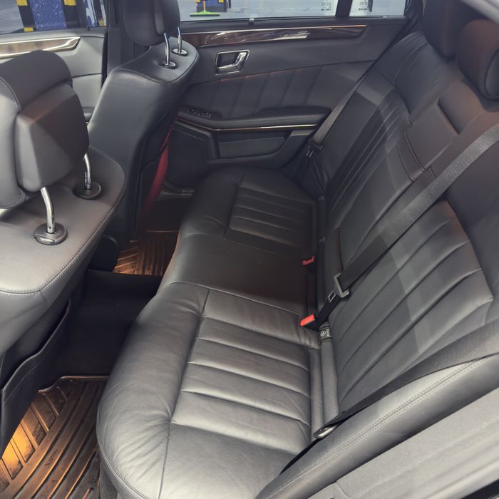 Mercedes-benz w212 E350  4MATIC