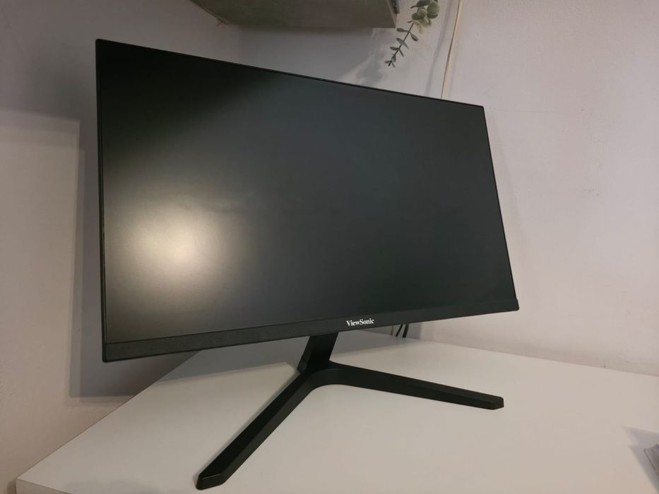 Monitor gaming 180hz ViewSonic 24" 180Hz IPS Full HD – ca nou, garanție(până in 2028)