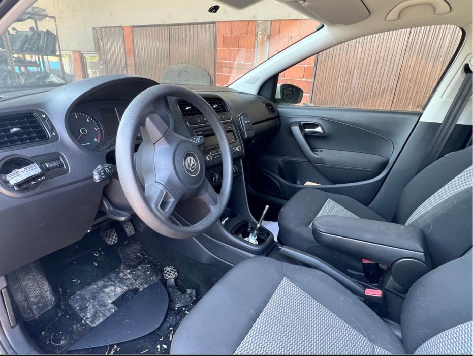 VW POLO 1.6TDI90кс На Части