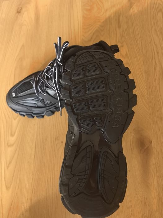 BALENCIAGA Track 45