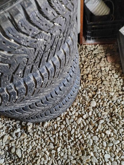 Anvelope Nokian 225 65 R17, iarna ,extra load, noi