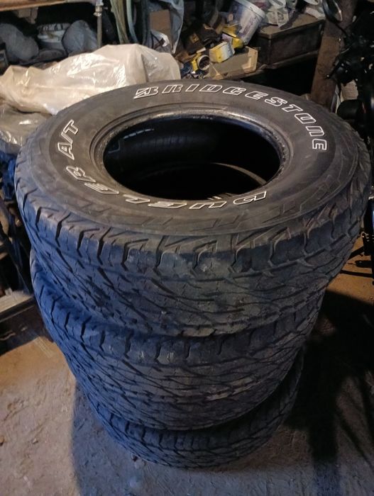 Продам шины Bridgestone