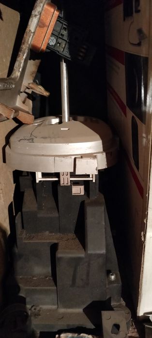 Продам коробку робот