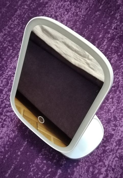 Oglinda masă machiaj led