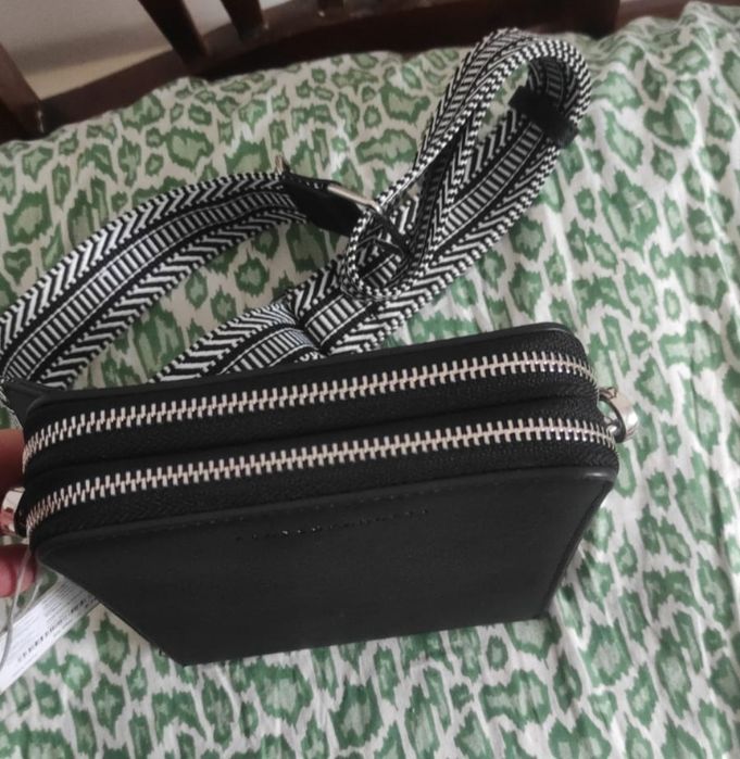 Сумка барсетка сатылады