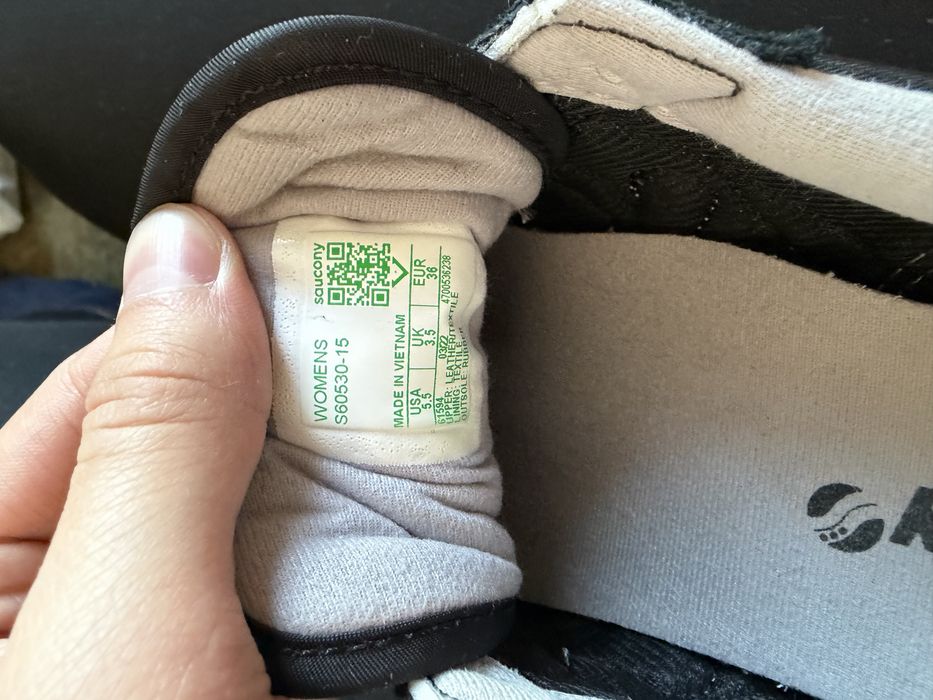 Saucony кроссовки