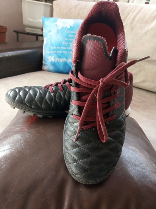 Бутонки за футбол