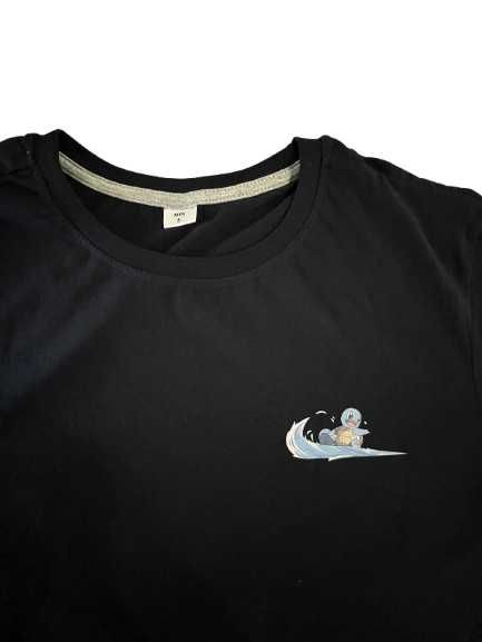 Tricou bărbătesc cu imprimeu.