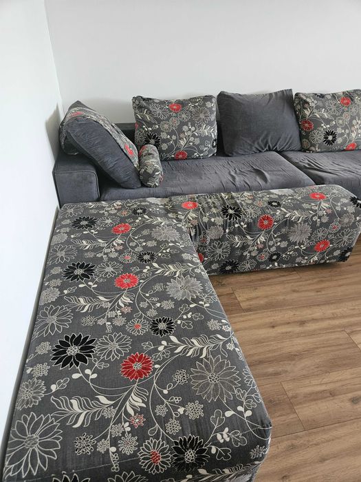 Голям модулен диван