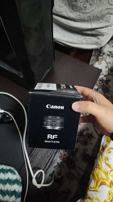 obyektiv Canon RF