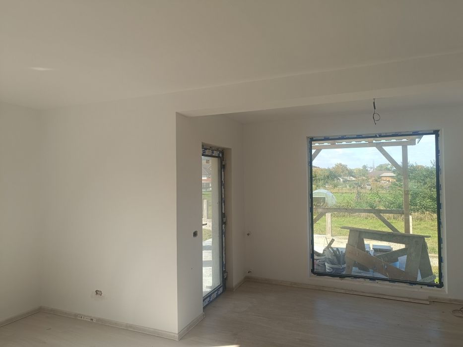 Urgent,vand casă în Catamarasti,Botoșani,zona superbă!