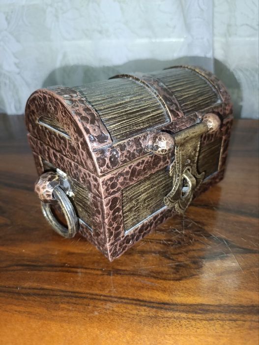 Декор для интерьера.