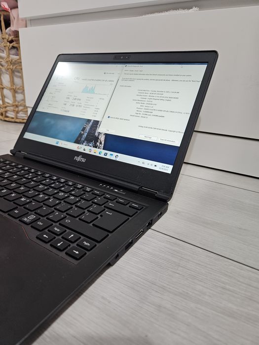 Fujitsu Lifebook U747