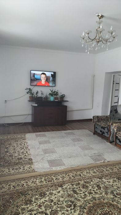 Тез арада үй сатылады