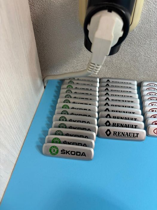 Шильдик эмблемы для авто