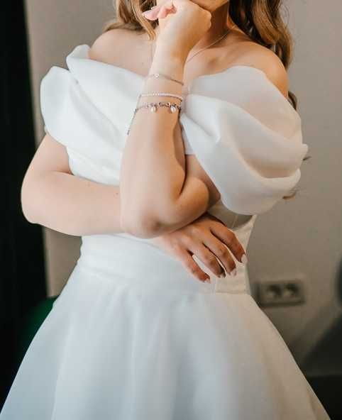 Rochie de mireasa, colectia Patricia Iris Bridal + cadou crinolina