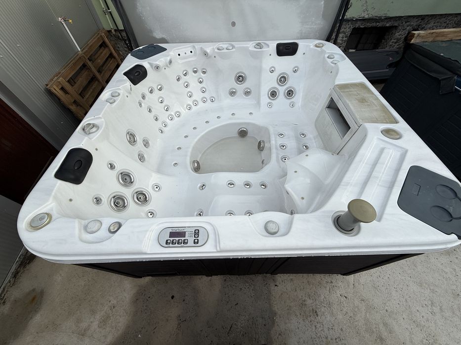 Jacuzzi Whirlpool Jakuzzi Balboa Viskan cadă cu hidromasaj spa ciubăr baie