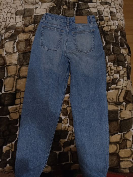 Дамски дънки mom fit  размер 36