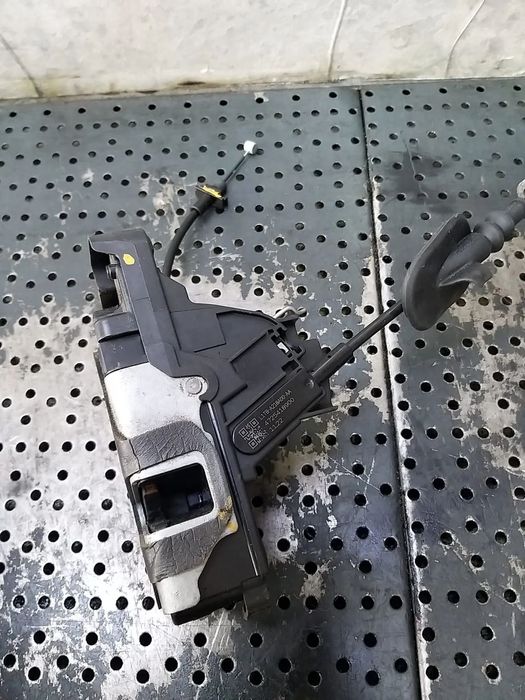 Broasca usa stanga fata ford puma j2k cf7 h1baa21813ke l1tba218a00aa 4725418900