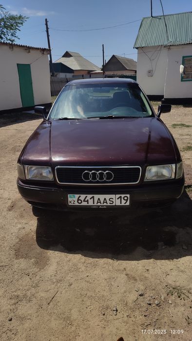 Audi    80    b4