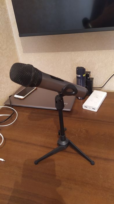 Микрофон беспроводной!