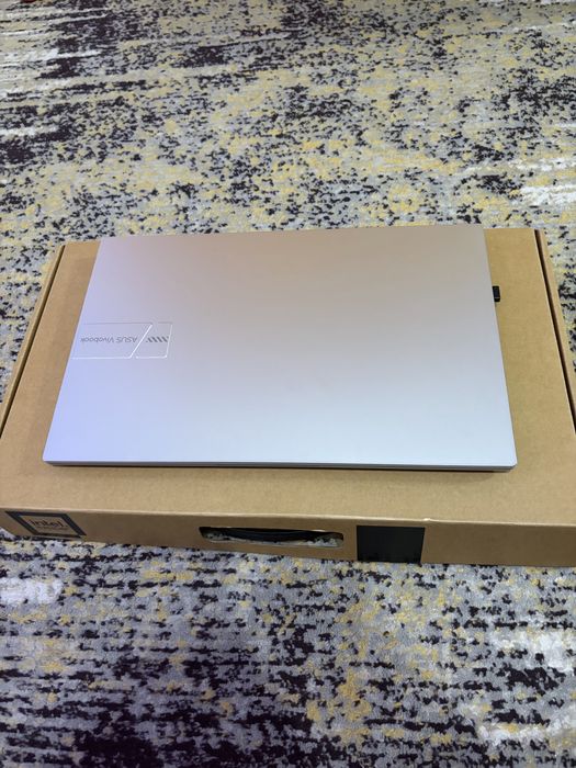 Vand Asus VivoBook 15
