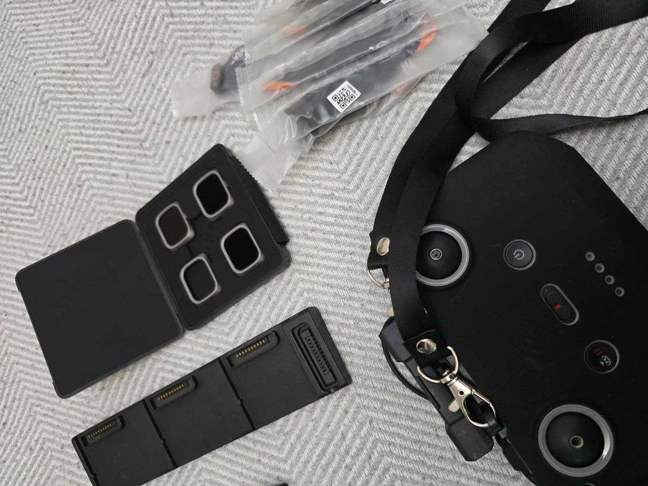 Дрон DJI AIR 2S Fly More Combo