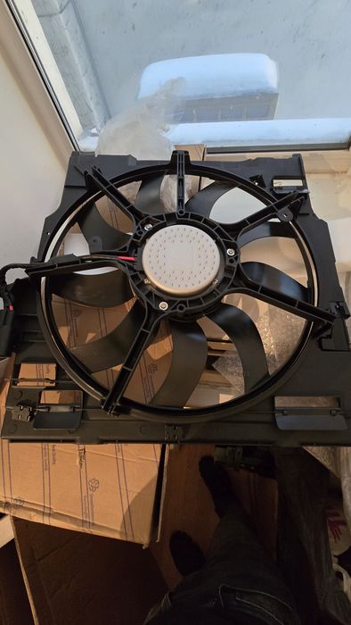 Вентилятор основной на bmw e71,bmw e70..bmw X6