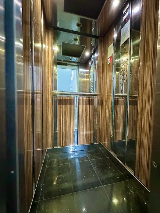 Продава се Двустаен апартамент в Бургас, Лазур - 68 кв.м за 2646 €/кв.м - Снимка #8